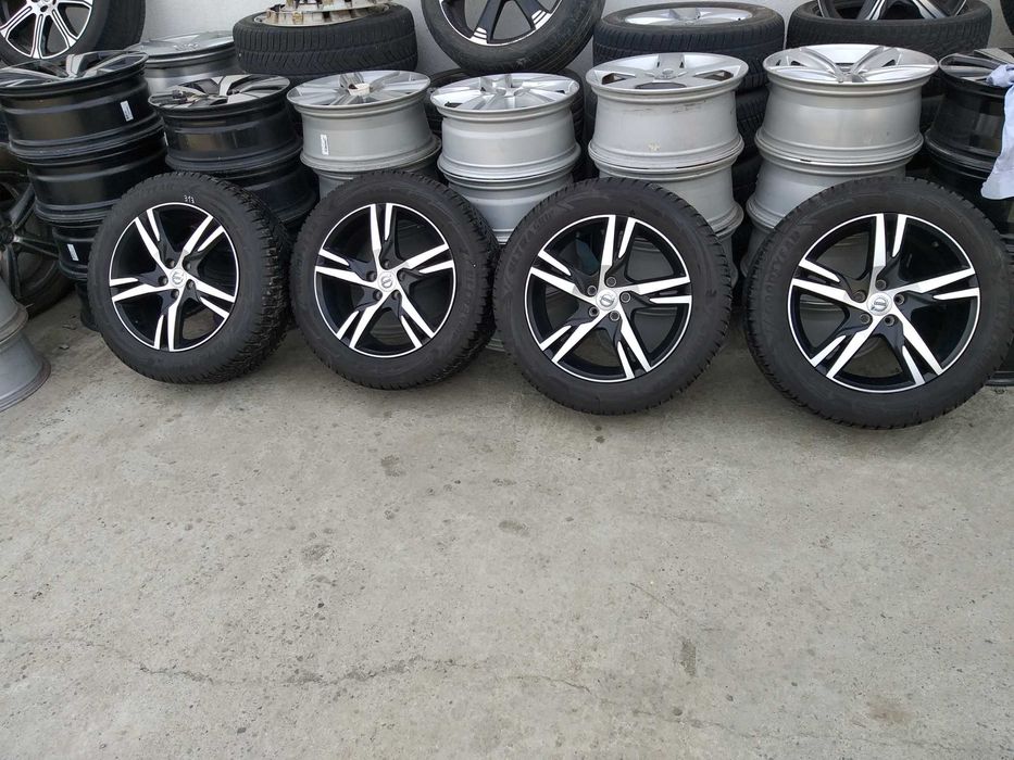 Set 4 anvelope GoodYear Ultra Grip Performance 235 55 R18 ci313