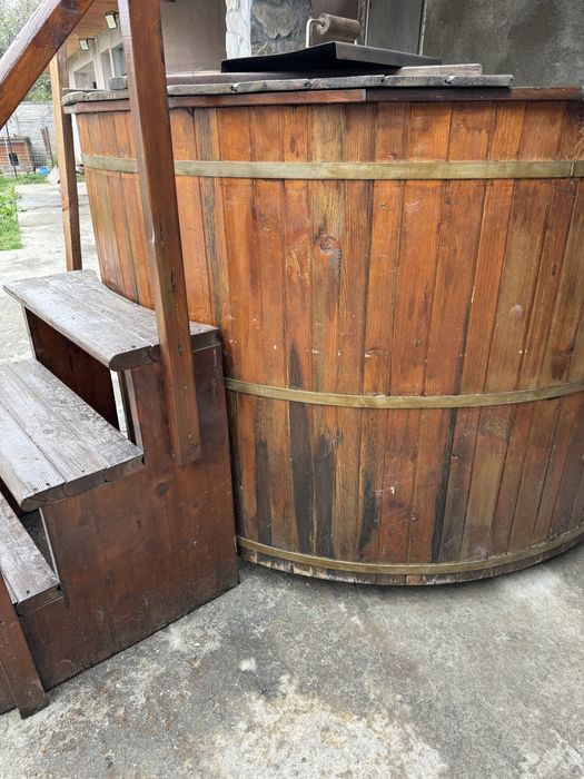 Ciubar 6-8 pers diametru 2 m