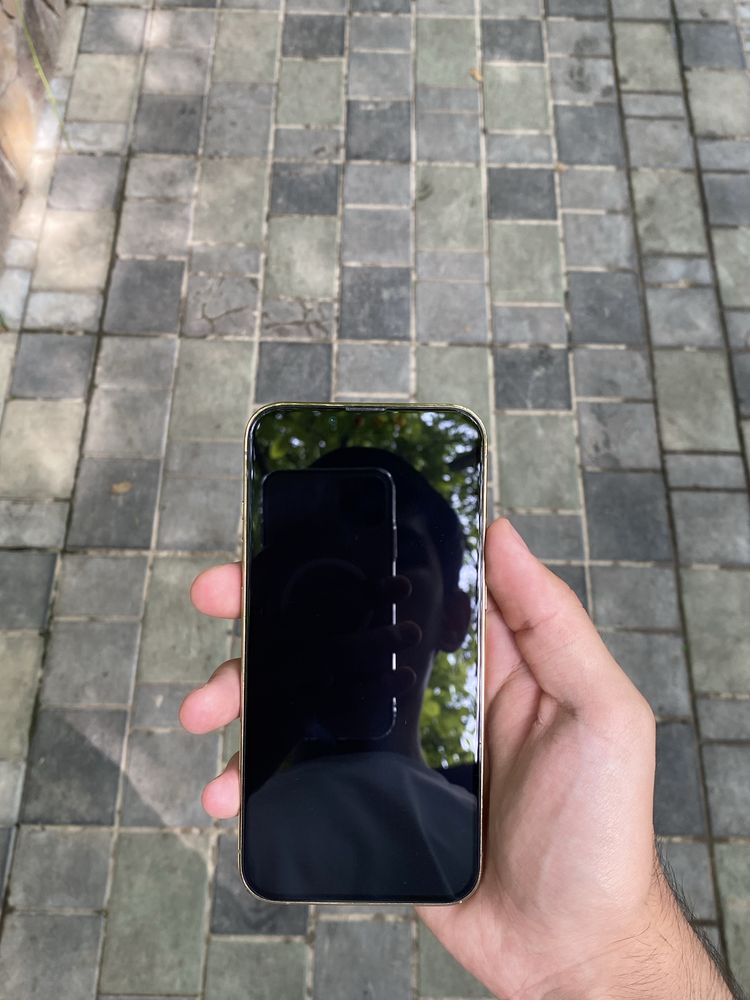 Iphone 13 pro 128 gold LLA