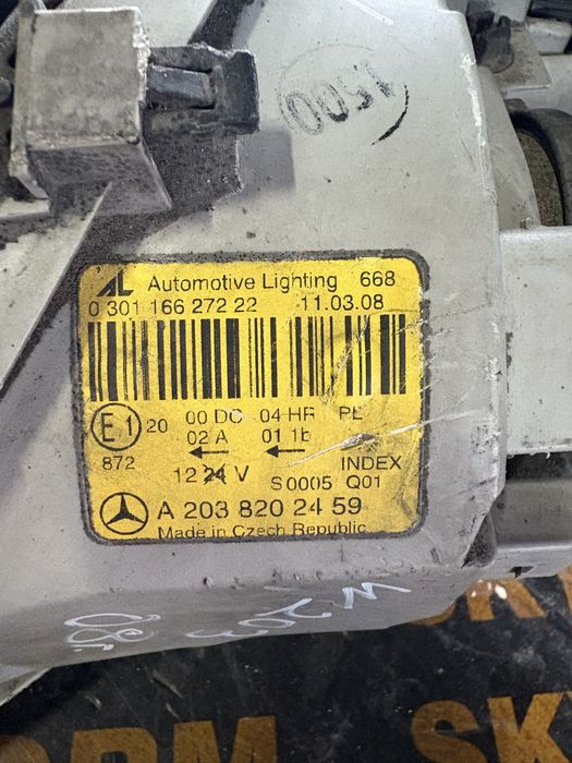 Mercedes w203 Десен Фар xenon ксенон