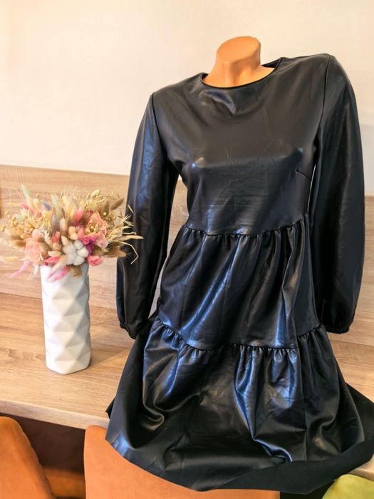 Rochie piele mărimea M noua