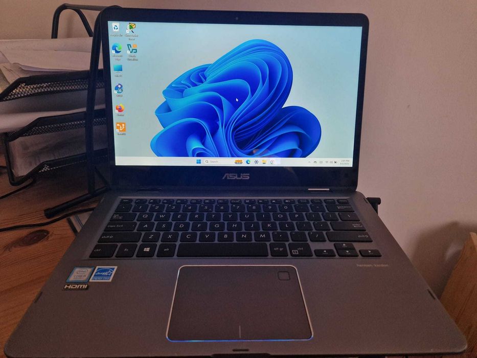 Laptop 2 in 1 ASUS ZenBook Flip UX461U cu procesor Intel® Core i5