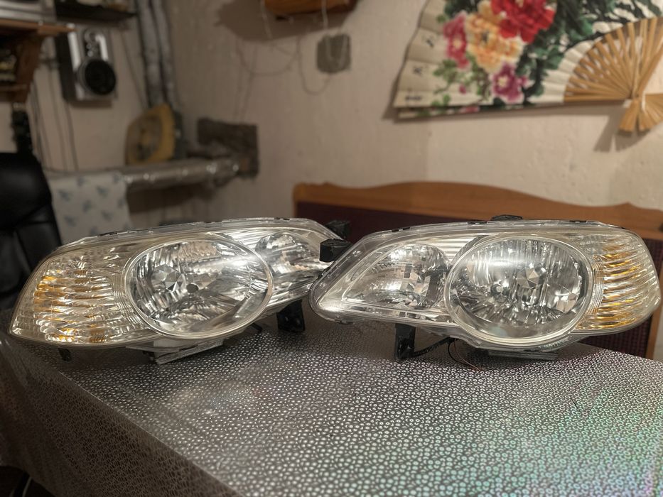 Продам фары honda odessey
