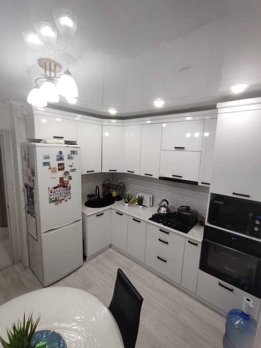 Продам двухкомнатную квартиру КЖБИ