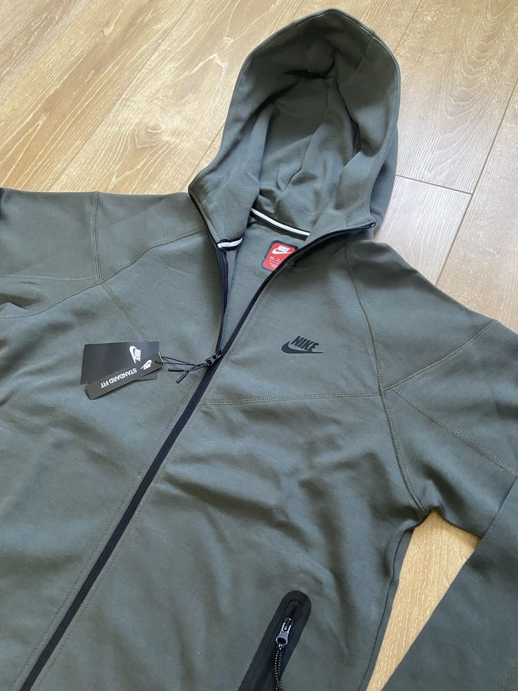 Trening Tech Fleece Nike marimea XXL