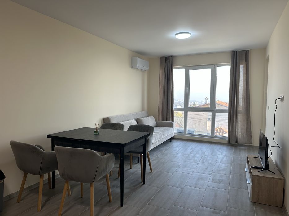 Апартамент под наем във Варна