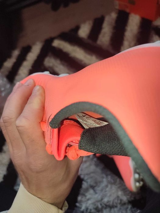Ghete fotbal Nike pentru copii marimea 36