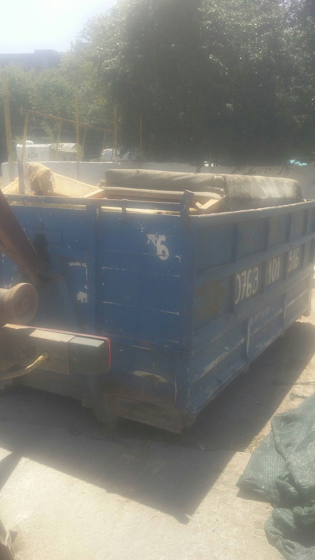 Transport deșeuri din construcții, moluz, moloz, pământ, ghena, bena