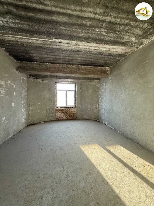 Продаётся 3х квартира на 4 этаж орр КАНЕЧКА