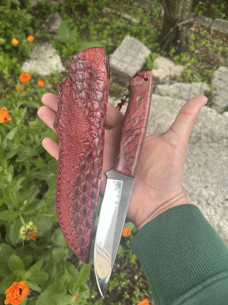Ловен нож от стомана N690