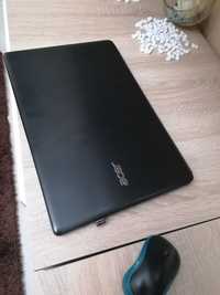 Laptop Acer Aspire E1-532