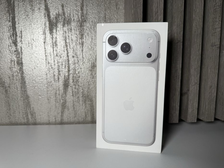 iPhone 17 Pro Max 256GB Silver Garantie 24 luni Universul Telefoanelor