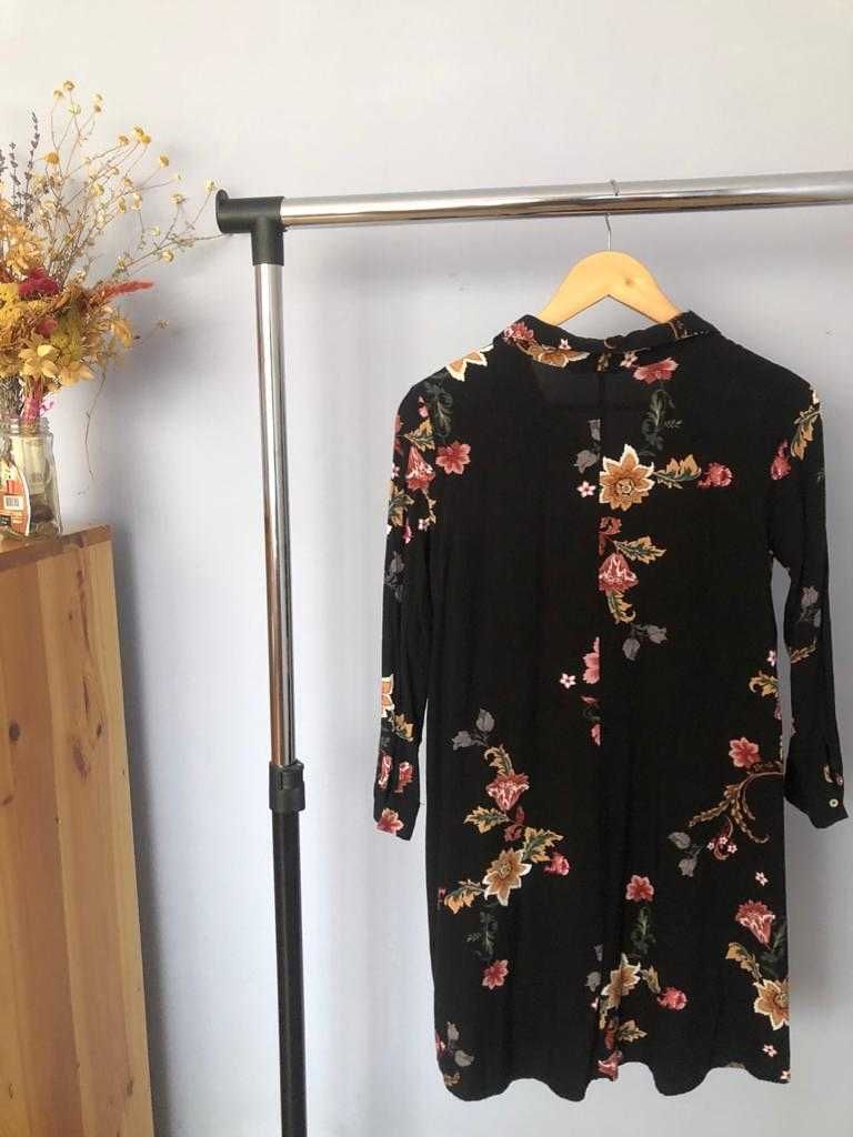 Дълга риза Stradivarius на цветя