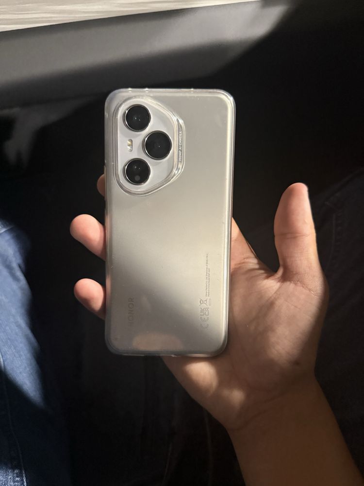 Honor 400 pro.