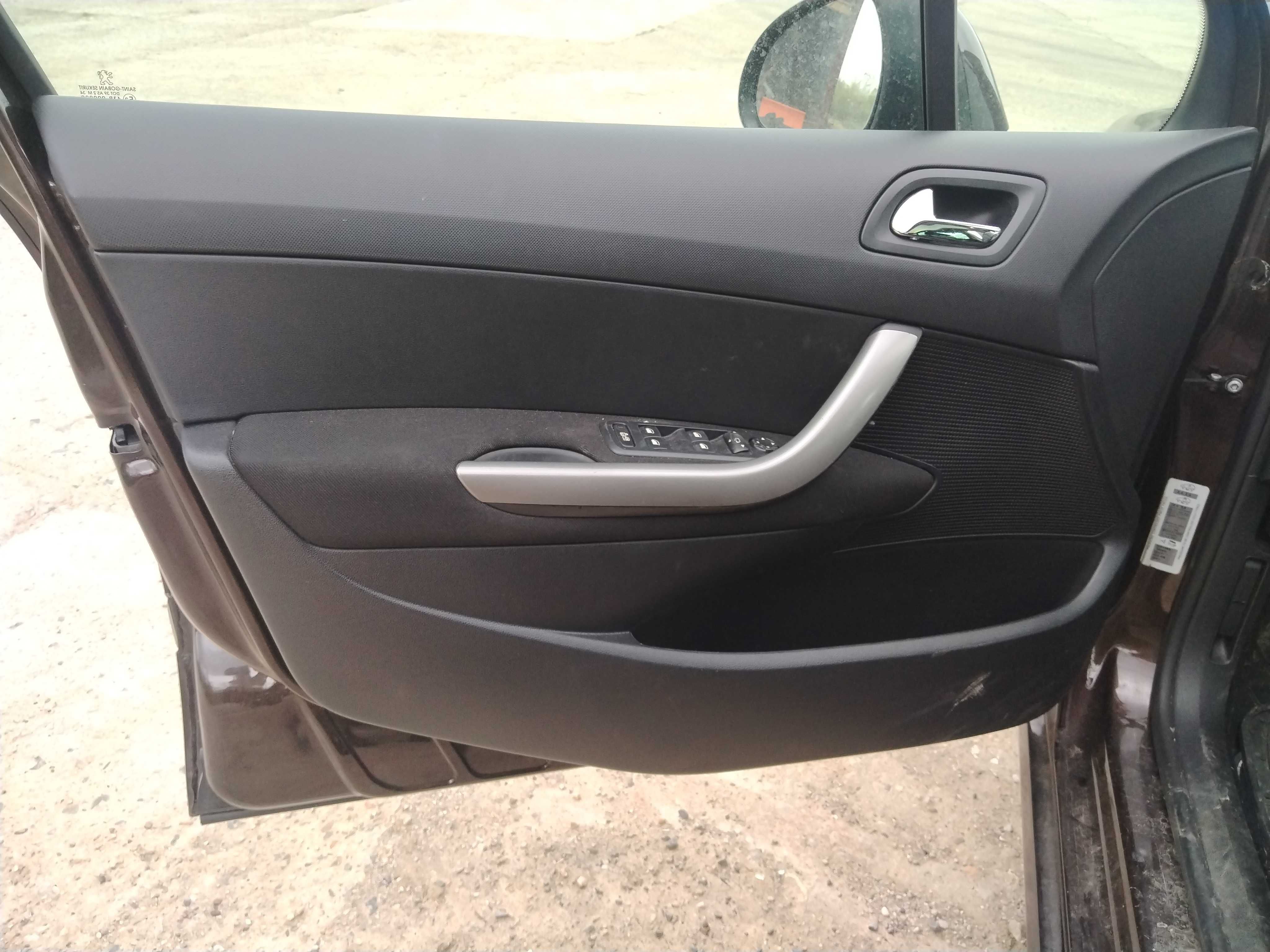 Peugeot 308 SW 1.6hdi 92 к.с. facelift на части