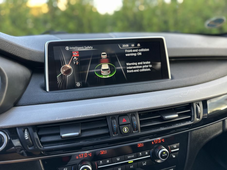 BMW X5 F15 2015 M-Packet/Panorama/HarmanKardon/Laser Variante Auto + -