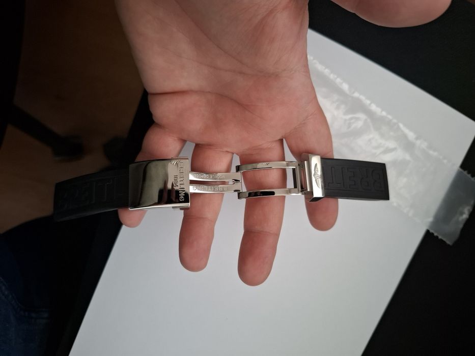 Breitling deplyment claps + силиконова каишка оригинални !