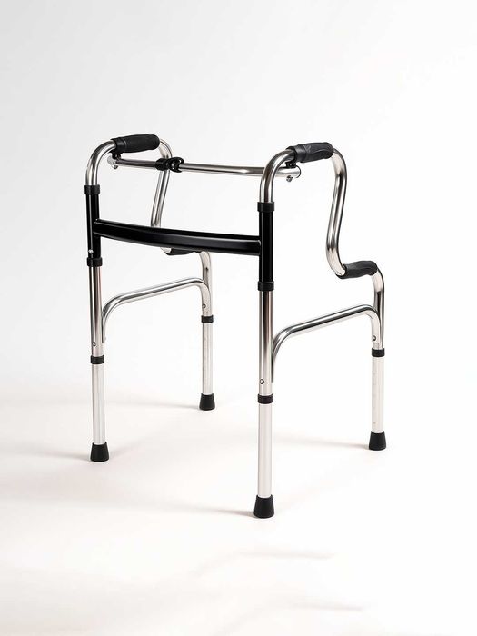 Ходунок с сиденьем, многофункциональный