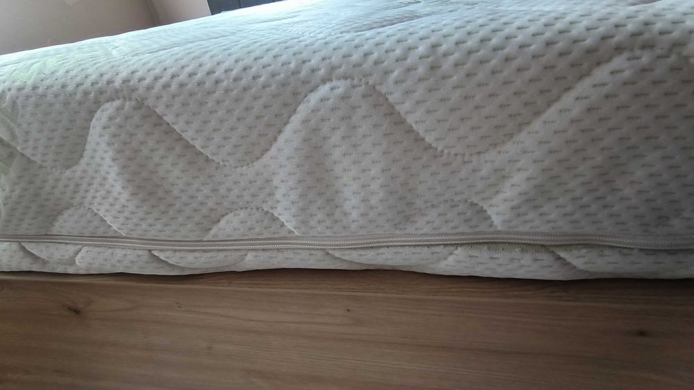 Двулицев матрак 160/200см