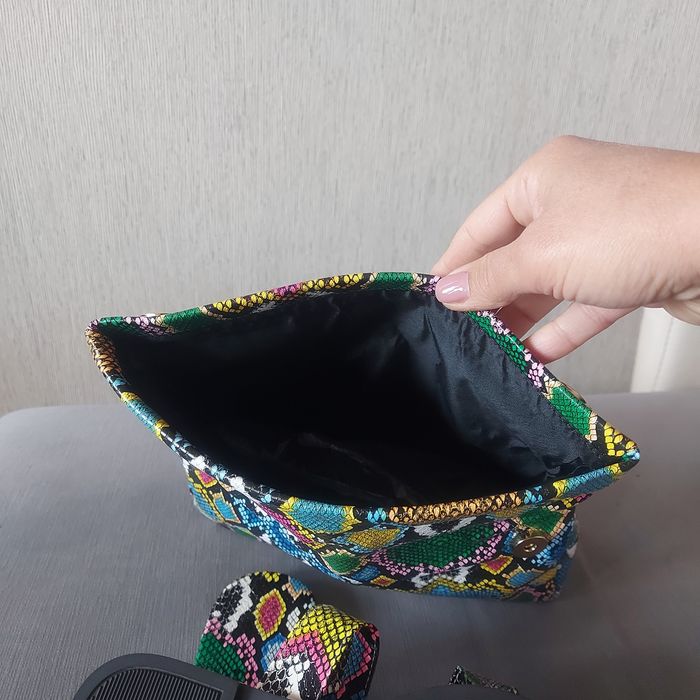 Сет дамска чанта и дамски чехли! Нови!!!