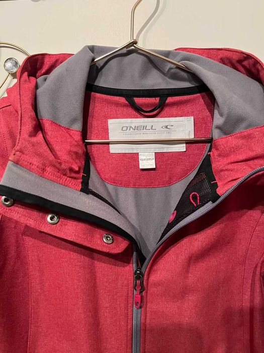 Дамско софтшел яке O'NEILL с качулка