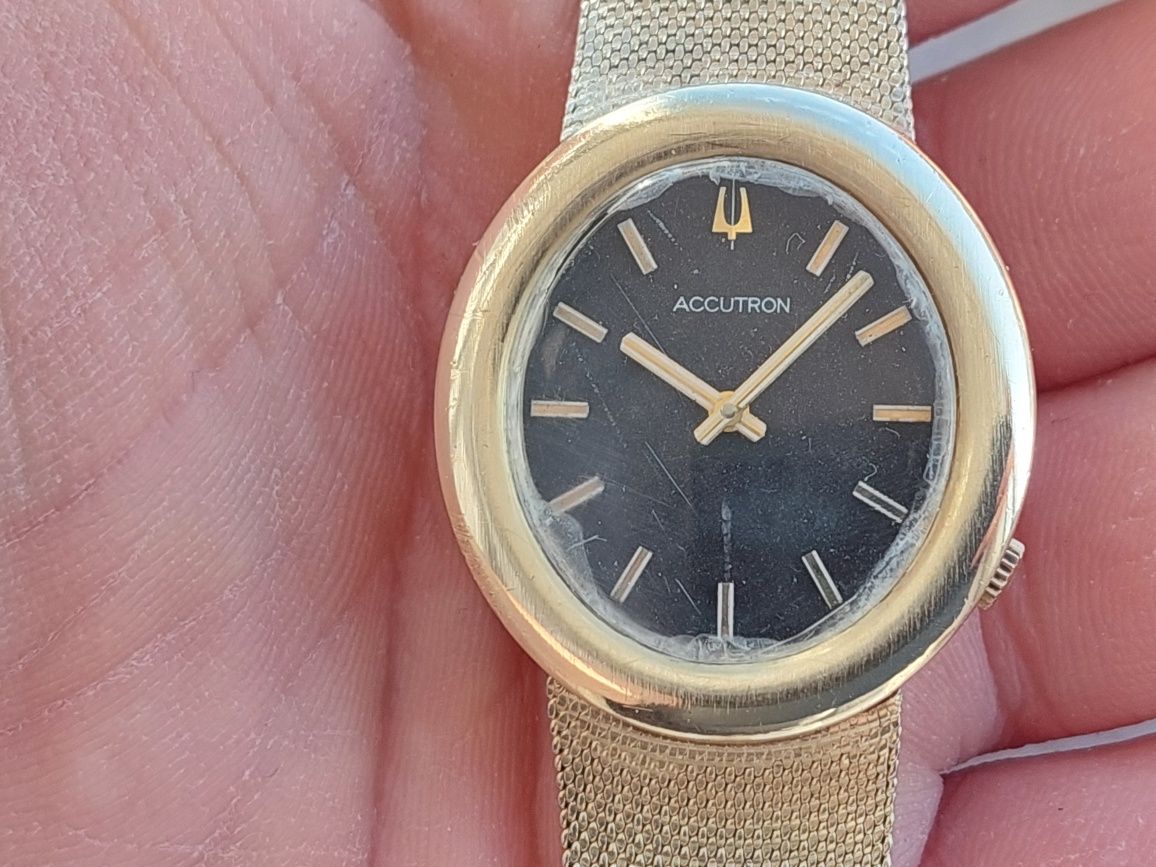 Ceas Bulova Accutron swissonic perfect functional, colectie