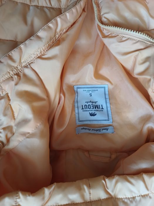 Geacă aproape nouă