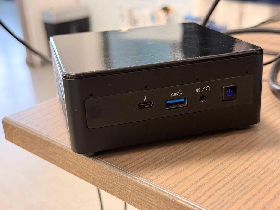 MiniPC Intel NUCPAHi5 32GB RAM , CPU i5 11th gen 512GB SSD