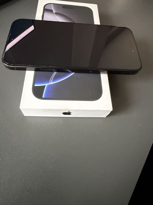 iPhone 16 Pro Max 256gb в гаранция