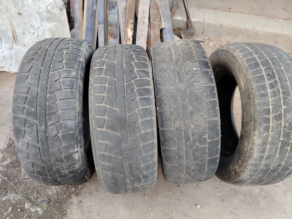 Автошины 4 штуки 265/65R17