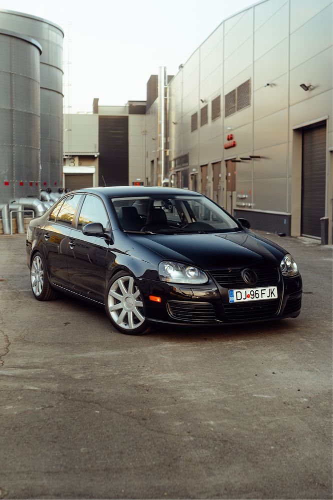 VW Jetta 2.5 Automat - USA Version, Îngrijită Obsesiv, Dotări Premium!