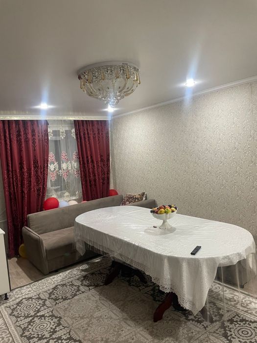 Стол для гостиной.