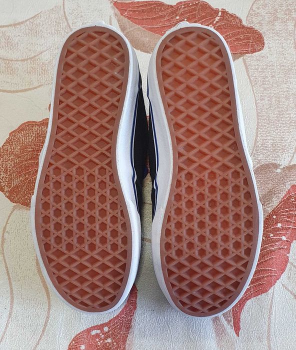 Skechers Bobs, Vans