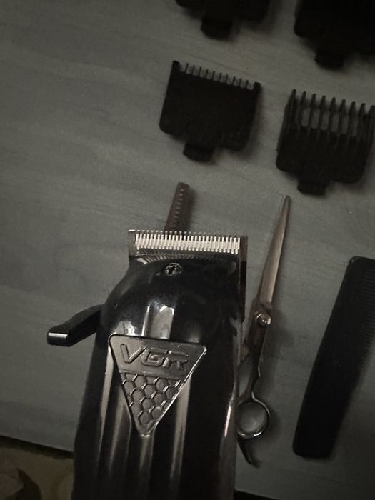 Set masina de tuns + accesorii