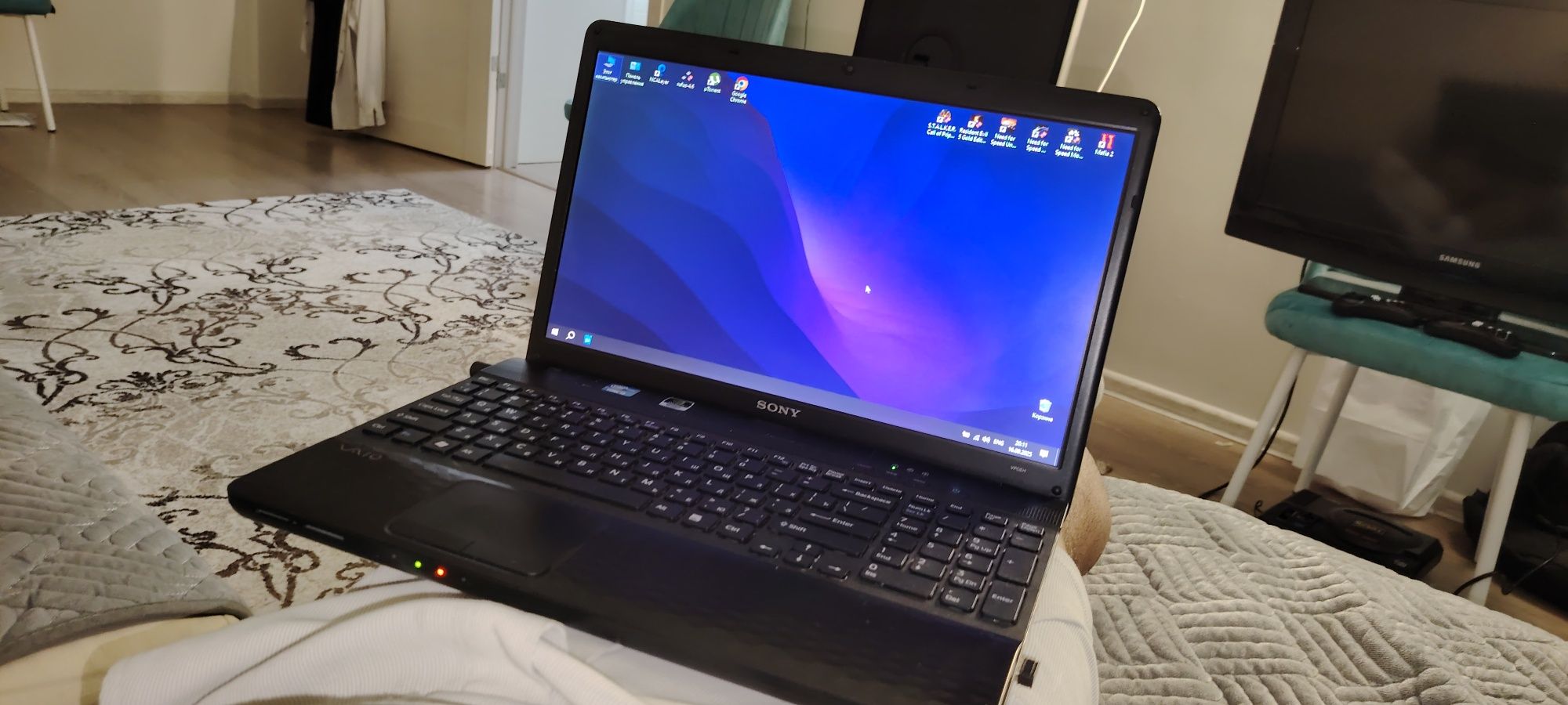 Intel core i3/ Nvidia 410 / SSD + 13игр установленно