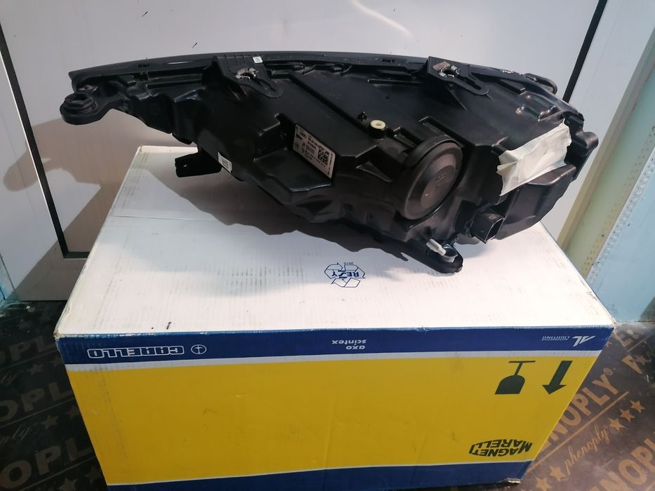 Фар фарове за Ауди А1 / Audi A1 Valeo FUL LED.