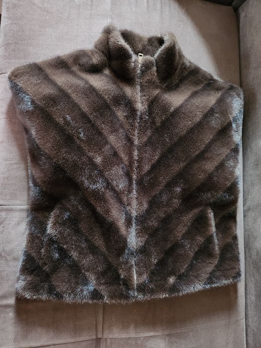 Дамско палто от еко косъм!