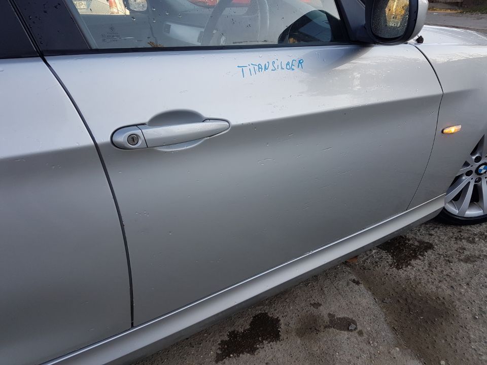 Usa / Portiera Dreapta Fata BMW Seria 3 E90 2005 - 2011 Cod Culoare: TitanSilber