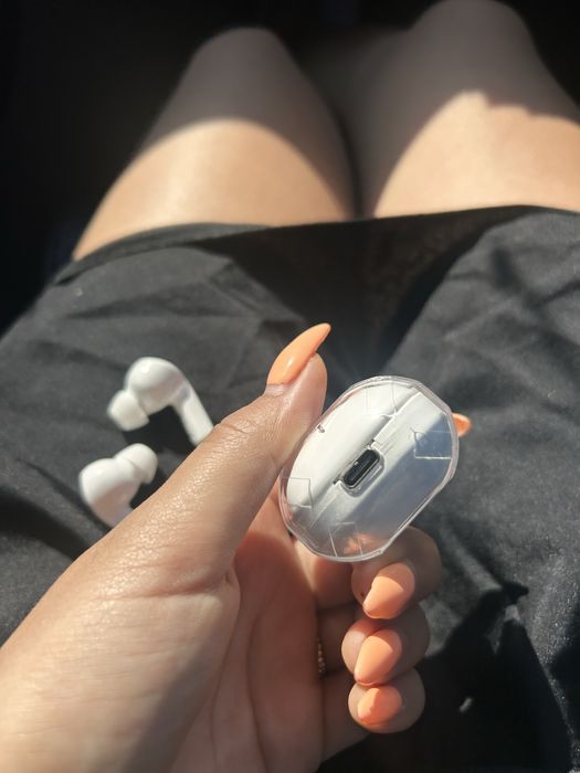 Слушалки чисто нови