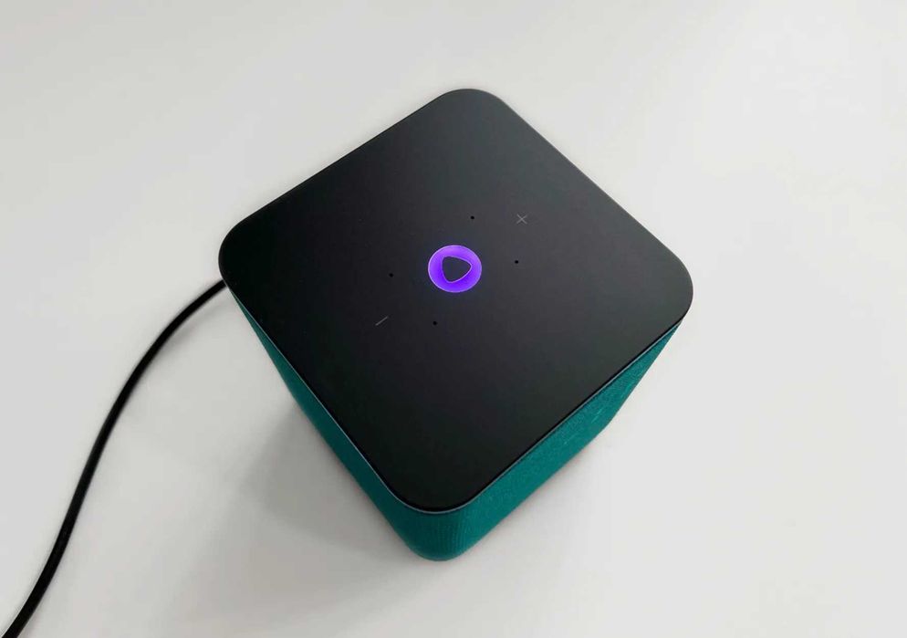 ПРОДАМ Яндекс Станция Миди с Алисой 24Вт / Практический НОВОЕ.