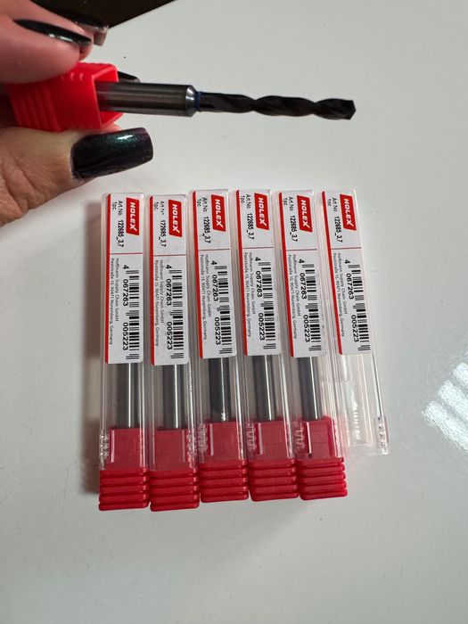 Burghiu ultra performant din carbura HPC cu coada cilindrică