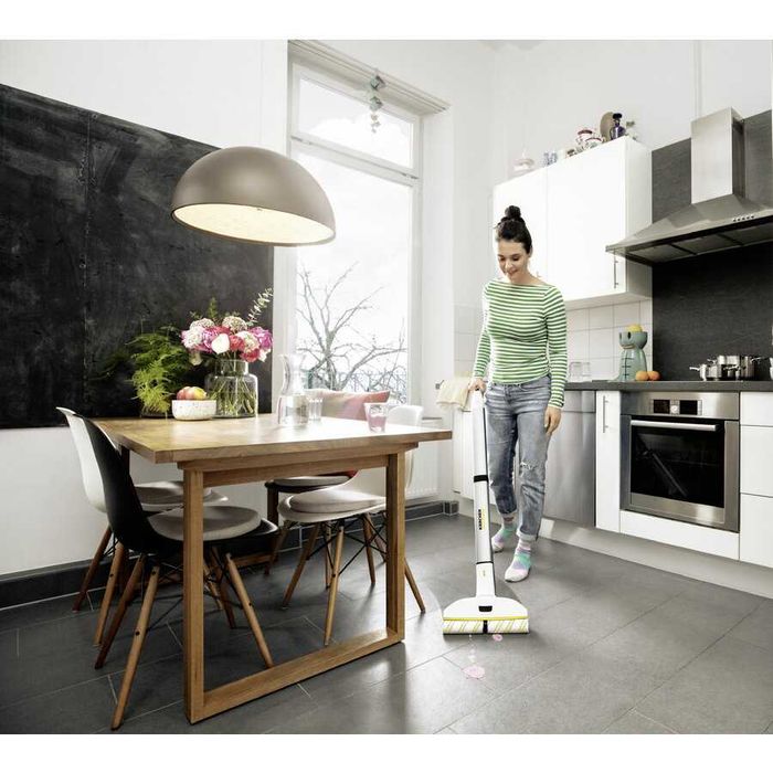 Karcher EWM 2 1.056-310.0, autonomie 60 mp, 360 ml rezervor apa curata