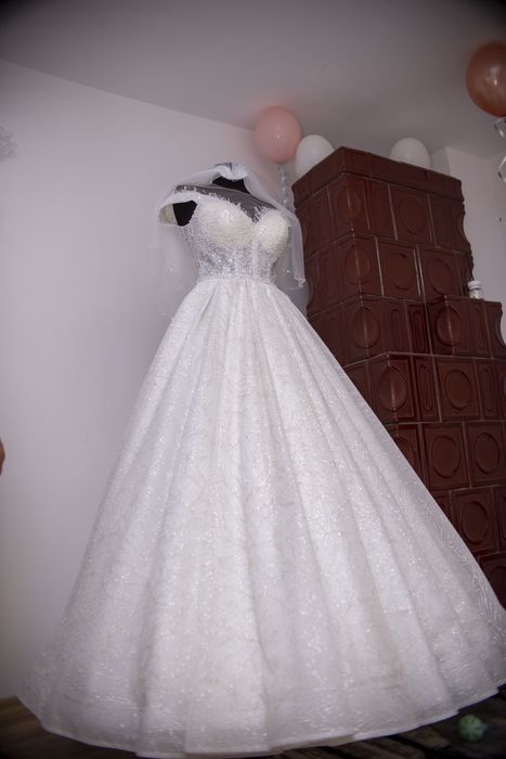 Vând rochie de mireasa