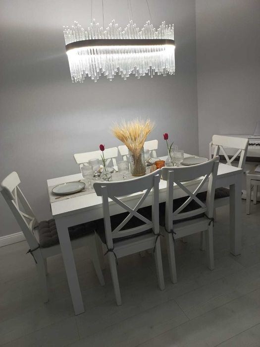 Scaune albe lemn de la IKEA