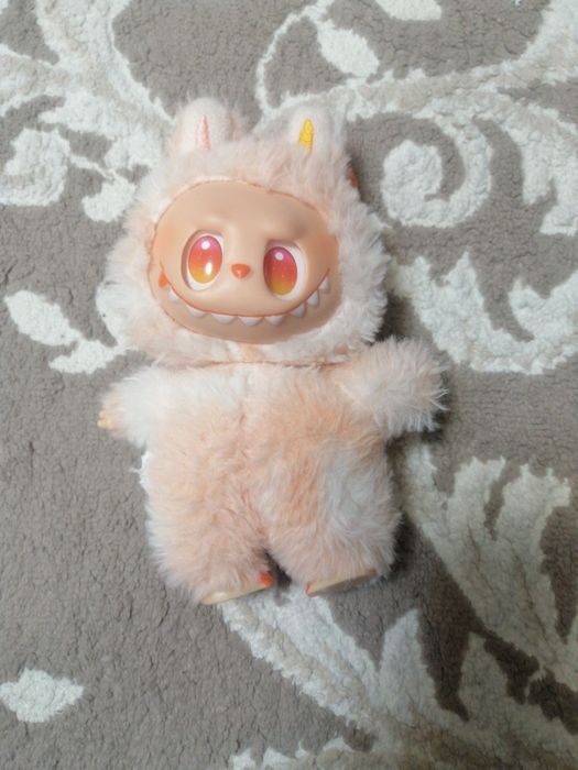 Лабубу Оранжевый