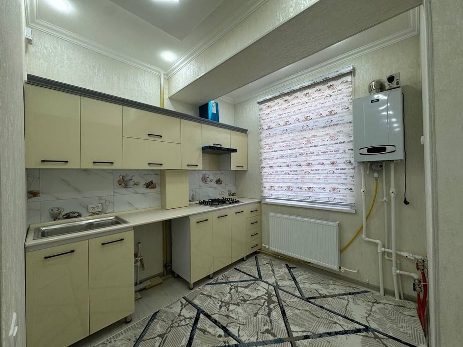 7-mikda 2 xonalik uy sotiladi