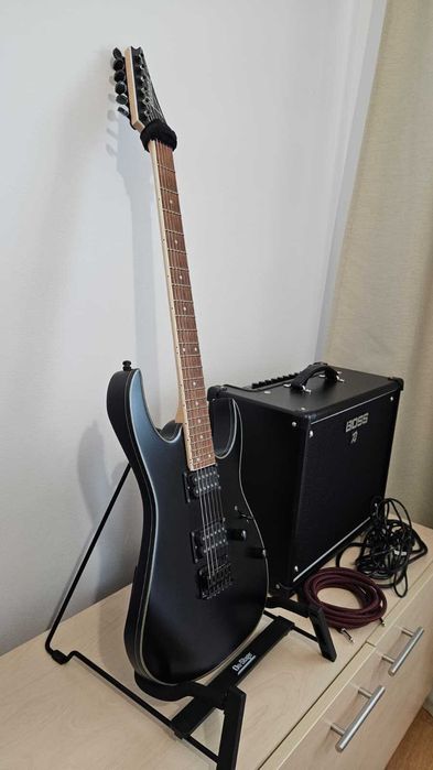 Chitara electrica Ibanez RG421EX-BKF si amplificator BOSS KATANA 50