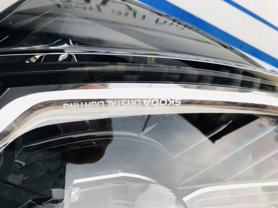 Far stânga Full led Skoda Superb 3 Facelift după 2019 cod 3V1941015D