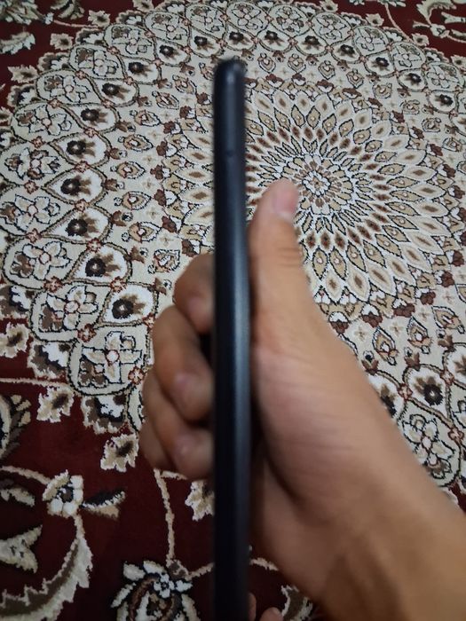 Telefon Redmi 7A sotiladi