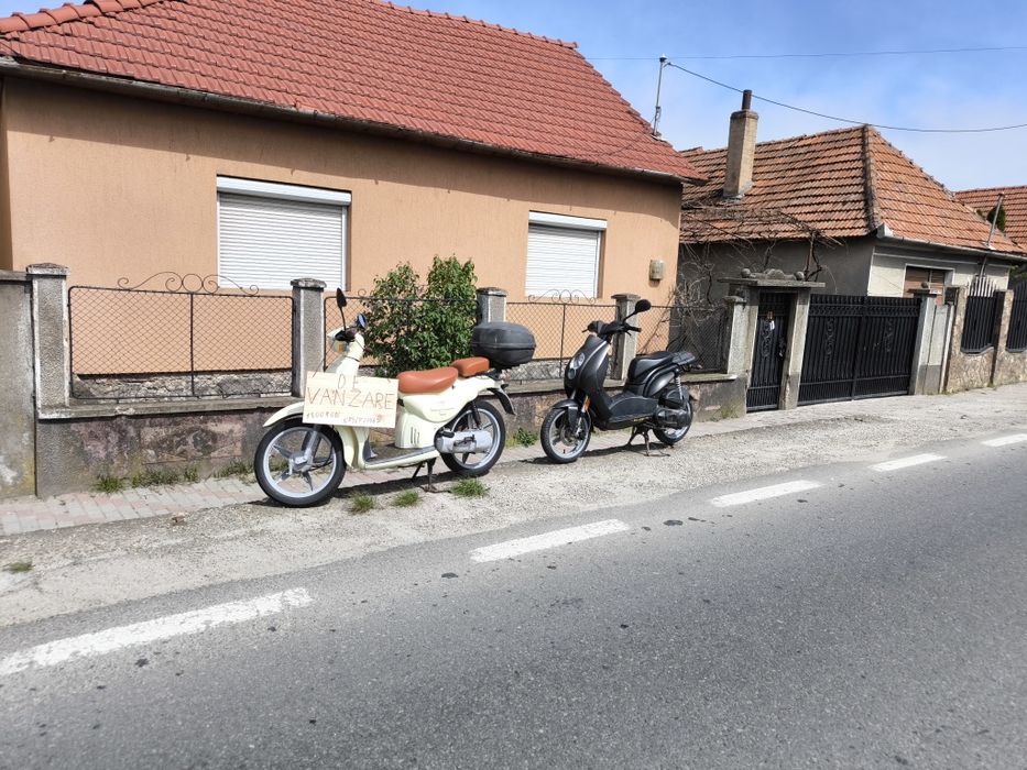 Vând scuter Aprilia Scarabeo și Peugeot Ludix ambele impecabile